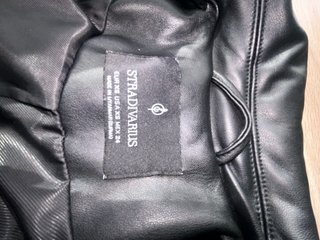 Gabardina Stradivarius Negra