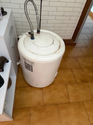 Calentador Eléctrico Equation 50L Blanco