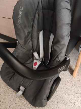 Silla de coche y paseo Maxi-Cosi
