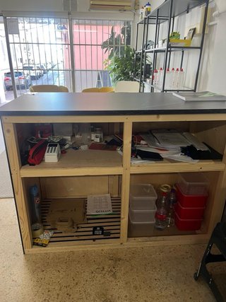 Mostrador de tienda hecho a mano