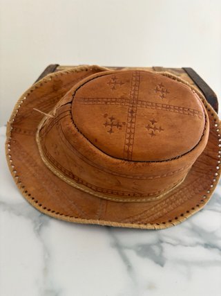 Cappello in pelle donna misura 62 cm