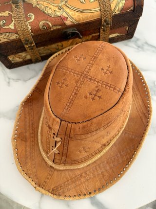 Cappello in pelle donna misura 62 cm