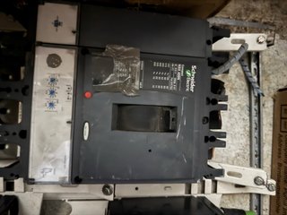 Interruptor Schneider Electric NSX 400N