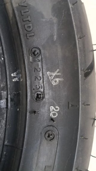 Neumático Moto 130/70-12 56L