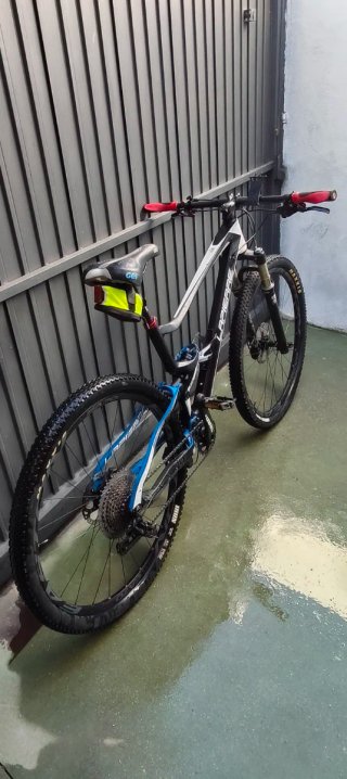 Bicicleta Carbono Lapierre Full Suspension