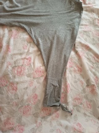 Jersey Stradivarius gris manga larga