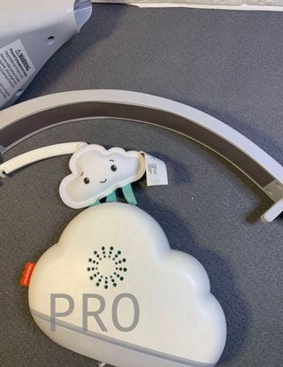 Fisher-Price Móvil lluvia y arcoíris para cuna