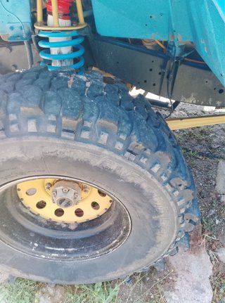 Neumáticos 285/75 R16 (33/16) 80%