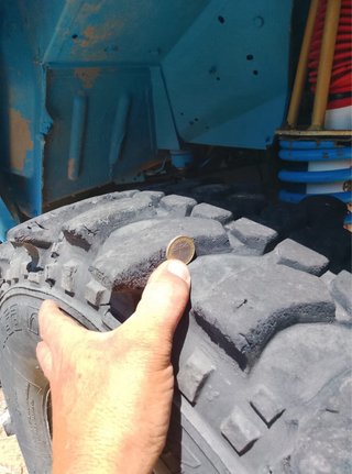 Neumáticos 285/75 R16 (33/16) 80%
