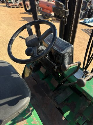 Carretilla elevadora TCM
