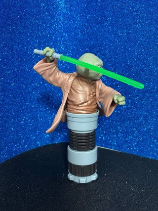Figura Yoda Kinder Sorpresa