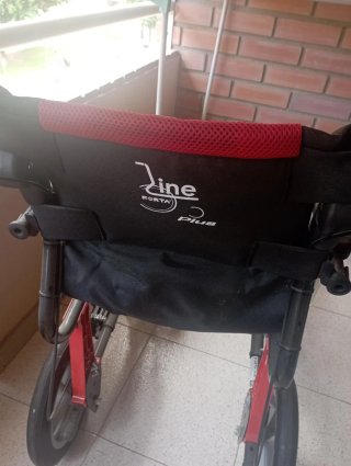 Silla de ruedas plegable