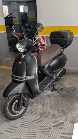 Moto Eléctrica Calima 125cc Scooter Automática