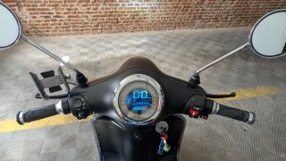 Moto Eléctrica Calima 125cc Scooter Automática
