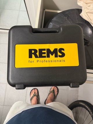 Cámara endoscópica REMS