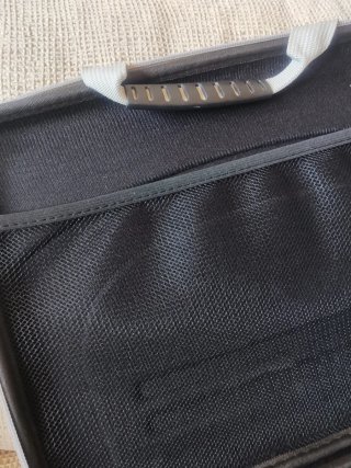 Maletín funda portátil/tablet rojo
