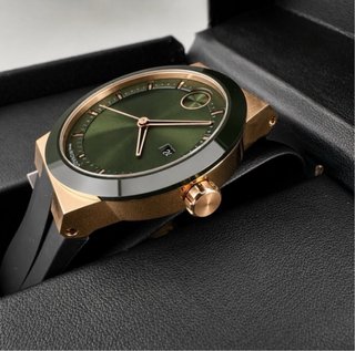 Reloj Movado Suizo Nuevo Verde y Dorado