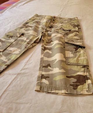 Pantaloni cargo camouflage