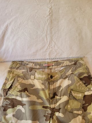 Pantaloni cargo camouflage