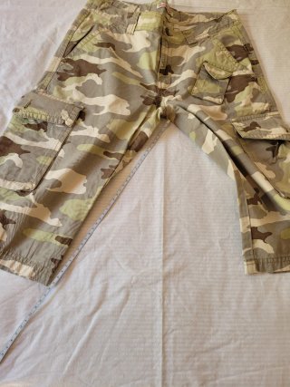 Pantaloni cargo camouflage
