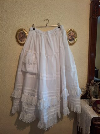 Enaguas de batista traje regional.Nuevas