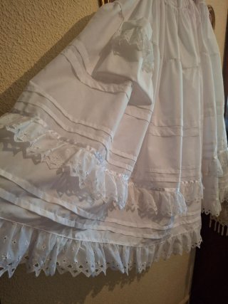 Enaguas de batista traje regional.Nuevas