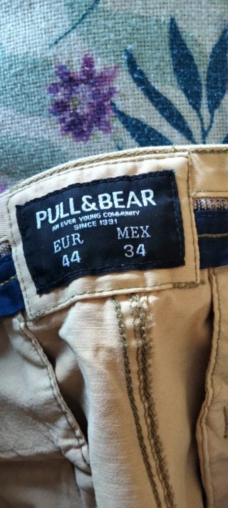 Pantalones cortos chinos beige