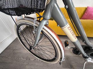 Bicicleta Vintage Gris con Cesta