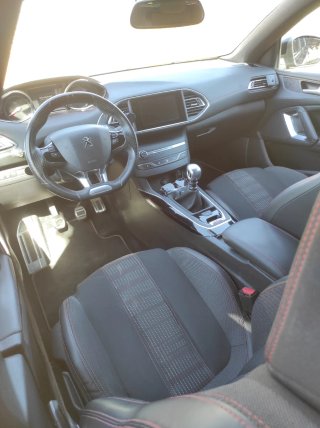 Peugeot 308 2016