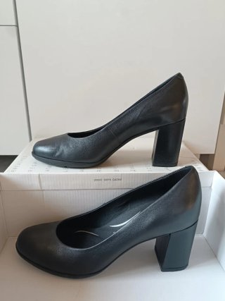 Tacones negros Geox | Talla 38 con caja