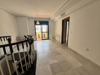 Piso en alquiler en Huerta de la Reina - Trassierra en Córdoba