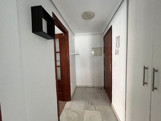 Piso en alquiler en Huerta de la Reina - Trassierra en Córdoba