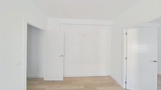 Piso en venta en Valdeacederas en Madrid