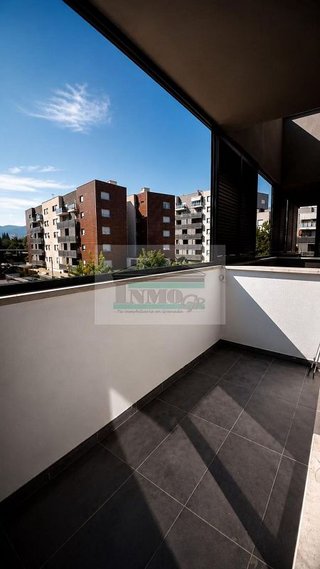 Piso en alquiler en Carretera de Granada-La Alcazaba en Alhendín