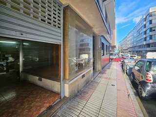Local comercial en venta en Agra del Orzán - Ventorrillo - Vioño en Coruña (A)