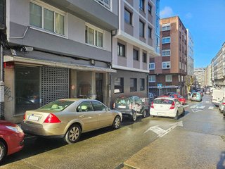 Local comercial en venta en Agra del Orzán - Ventorrillo - Vioño en Coruña (A)