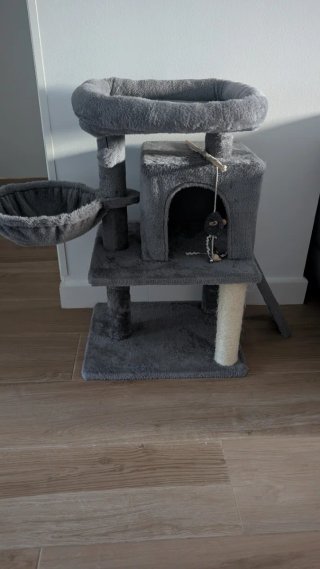 Rascador para gatos de felpa y sisal