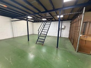 Nave industrial en alquiler en Palmete en Sevilla