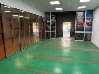 Nave industrial en alquiler en Palmete en Sevilla
