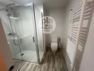 Piso en venta en Plaza España - Villa Pilar - Reyes Católicos - Vadillos en Burgos
