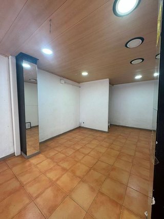 Local comercial en alquiler en La Florida en Hospitalet de Llobregat, L´