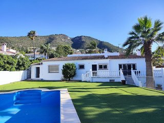 Chalet en alquiler en Manantiales - Lagar - Cortijo en Alhaurín de la Torre