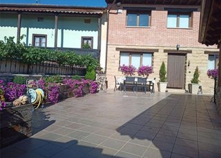 Chalet en venta en Medina de Pomar