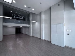 Local comercial en alquiler en Plaza España - Villa Pilar - Reyes Católicos - Vadillos en Burgos