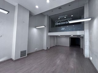 Local comercial en alquiler en Plaza España - Villa Pilar - Reyes Católicos - Vadillos en Burgos