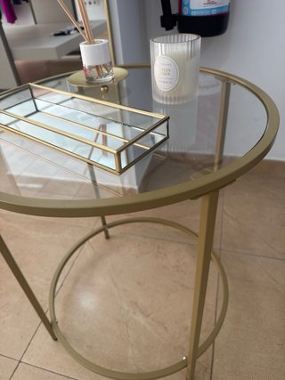 Mesa auxiliar redonda dorada cristal