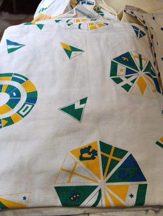 Colcha 90 y Juego Cortinas