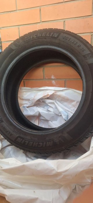 Neumático Michelin 205/55 R 16 Invierno