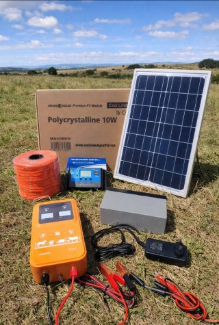 Kit Solar 12v con Cargador y Cercador Eléctrico