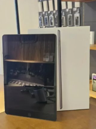 IPAD 9th 64GB SPACE GRAY WIFI + CEL BATERIA 90%